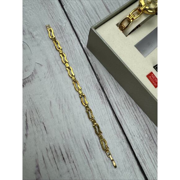 Cote d' Azur Women's 4-piece Gift Set Watch Bracelet Earrings Necklace Gold Tone - Picture 10 of 16